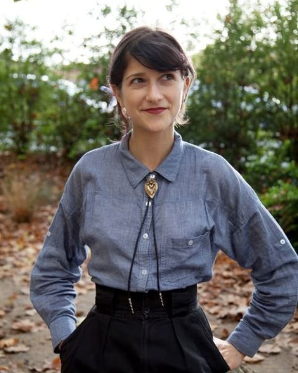 How to Wear a Bolo Tie With Style